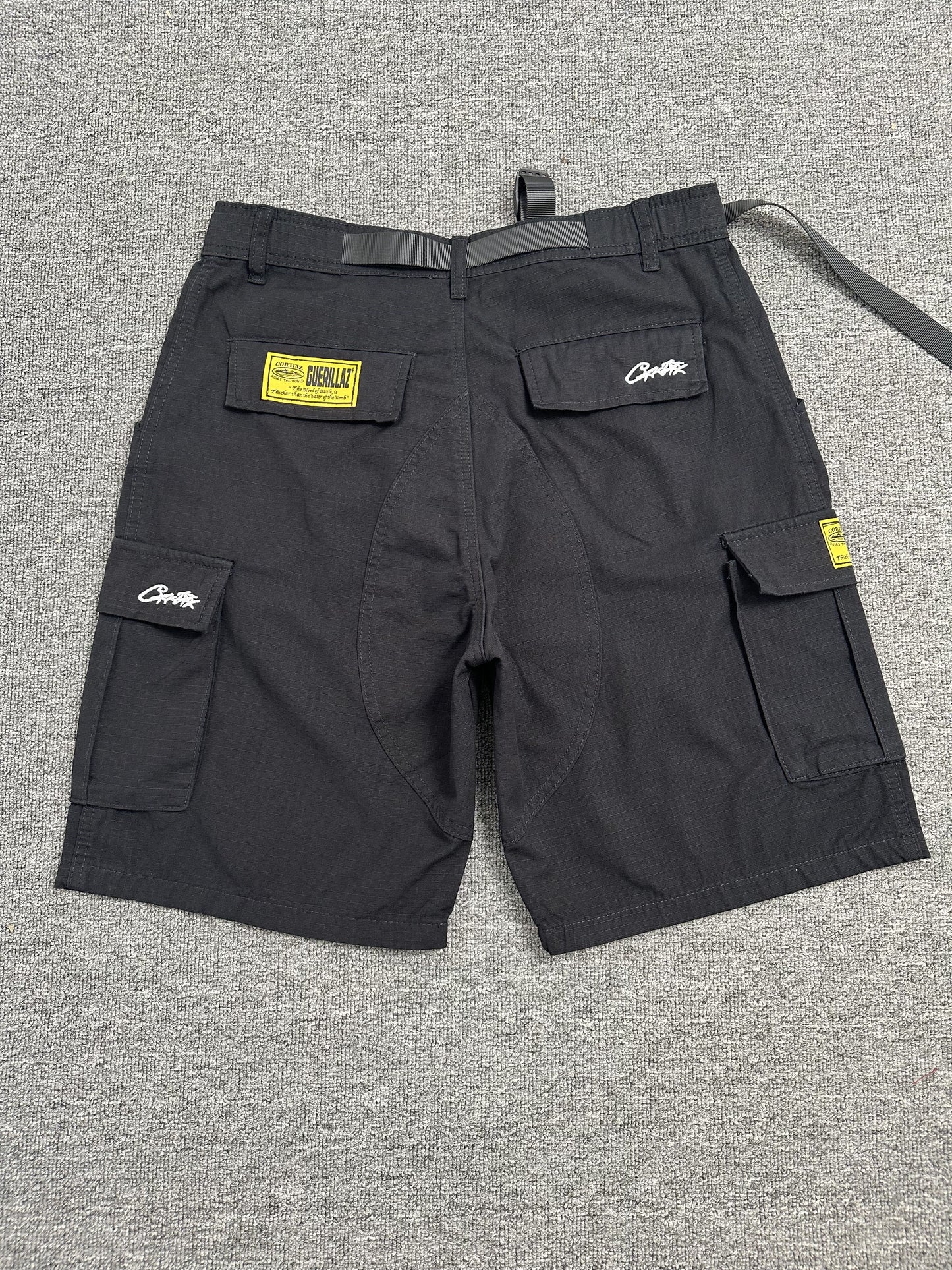 CORTEIZ CARGO FULLBLACK SHORTS