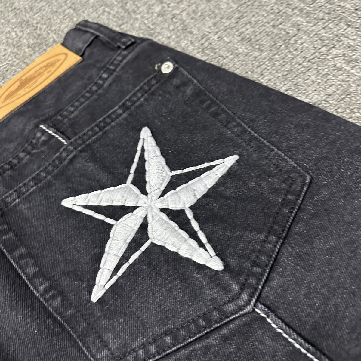 CORTEIZ JEANS SHORTS