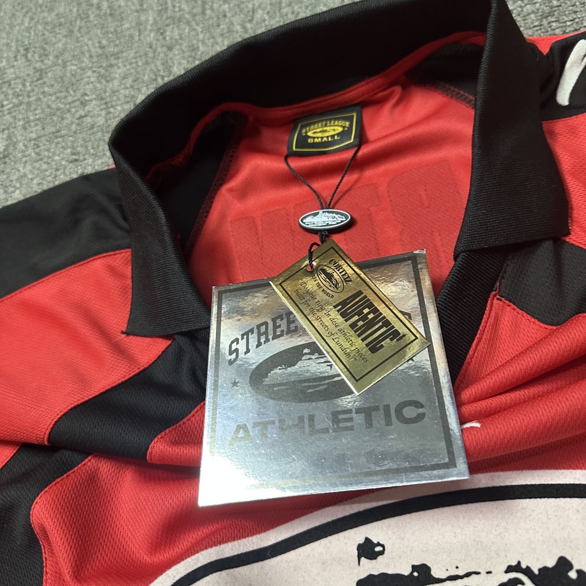 CORTEIZ ALCATRAZ RED FOTBALL JERSEY