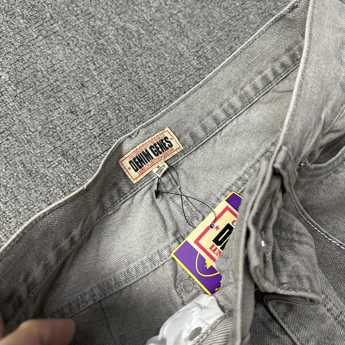 CORTEIZ GREY JEAN PANT