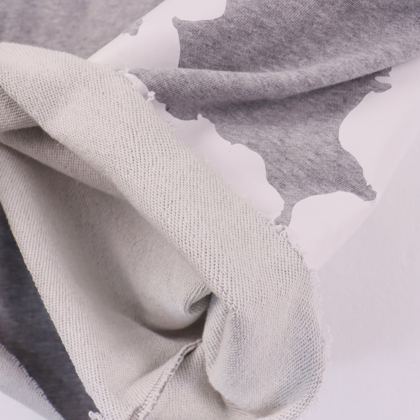 DENIM TEARS GREY SHORTS BIG COTTON WREATH