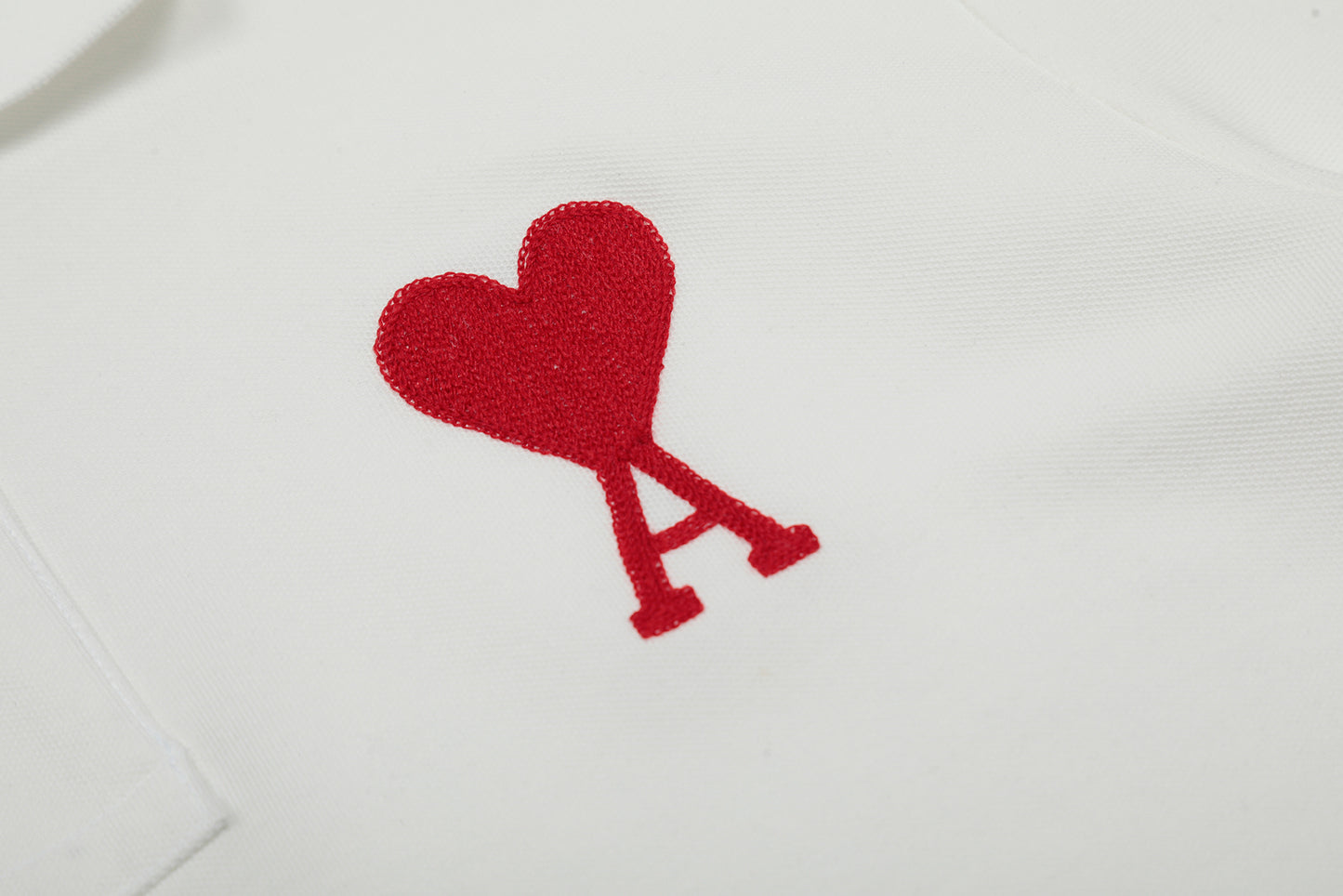 AMI PARIS WHITE AND RED POLO T-SHIRT