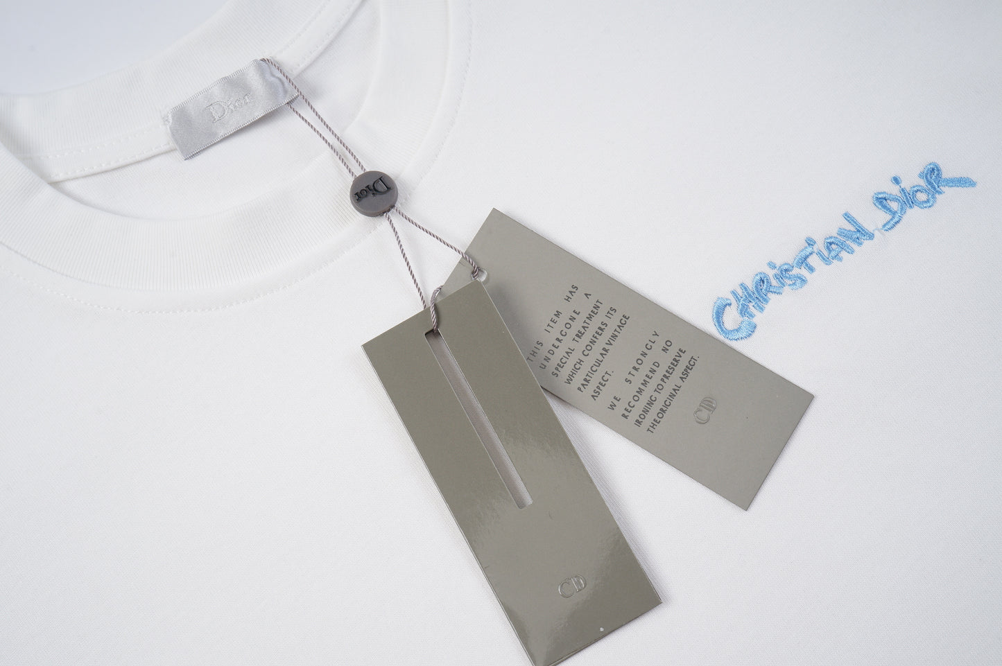 DIOR BASIC WHITE T-SHIRT