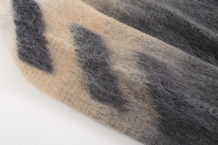 OFF WHITE GRADIENT EFFECT SWEATER