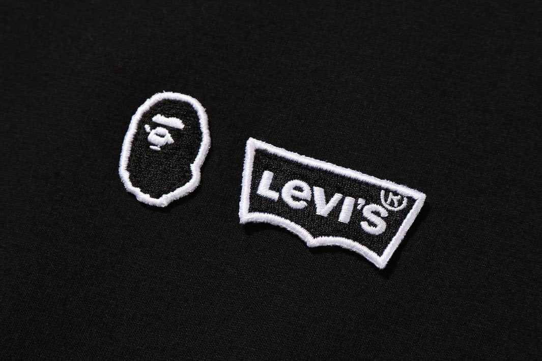 BAPE X LEVIS BLACK T-SHIRT