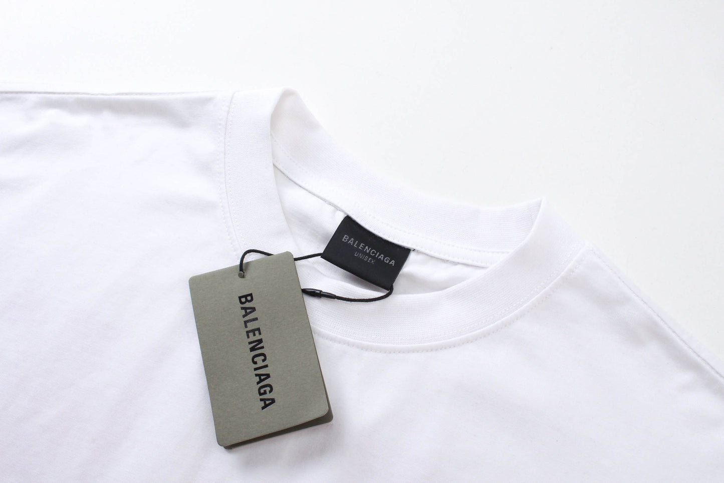 BALENCIAGA BACK WHITE AND PINK T-SHIRT