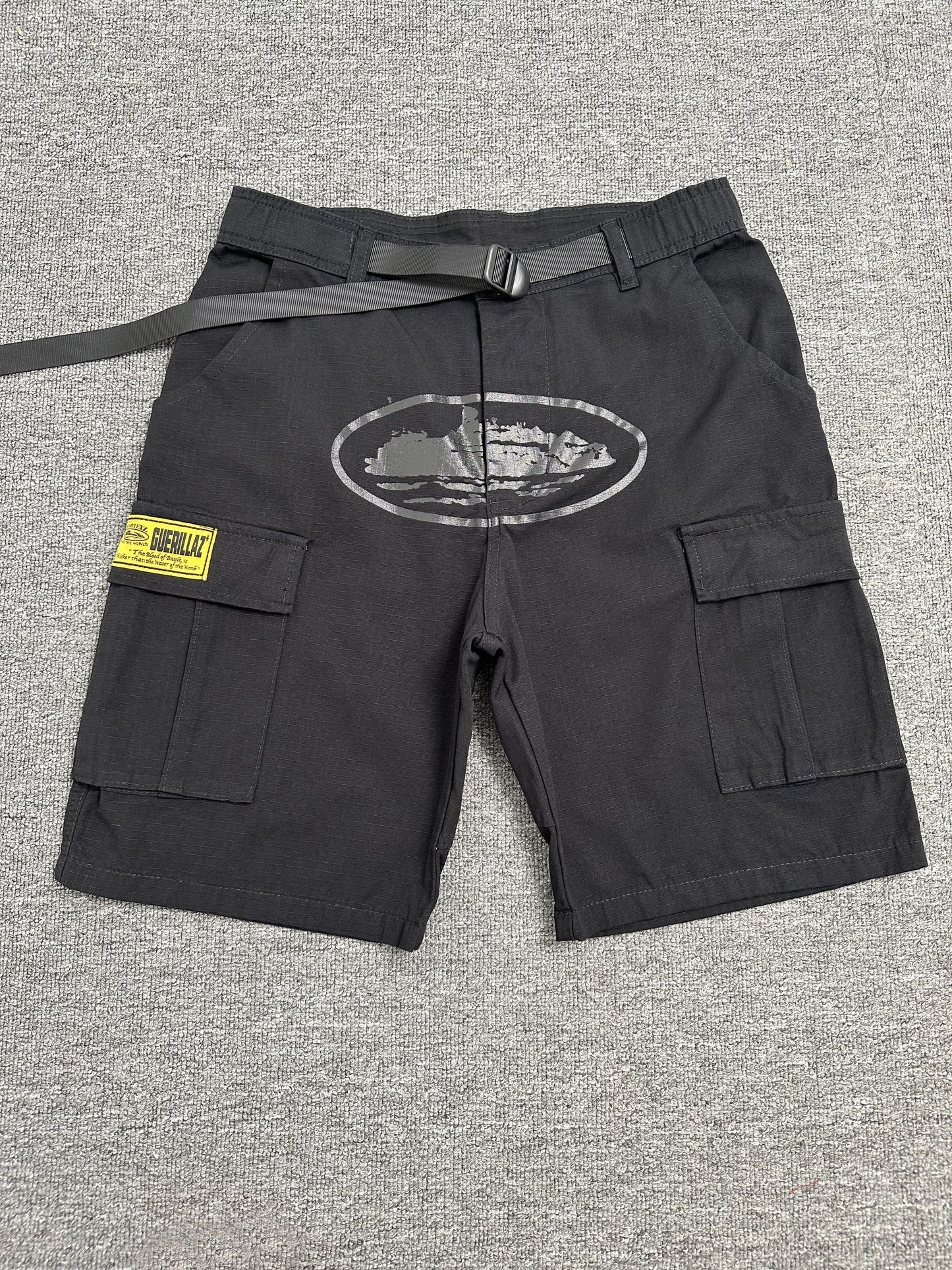 CORTEIZ CARGO FULLBLACK SHORTS