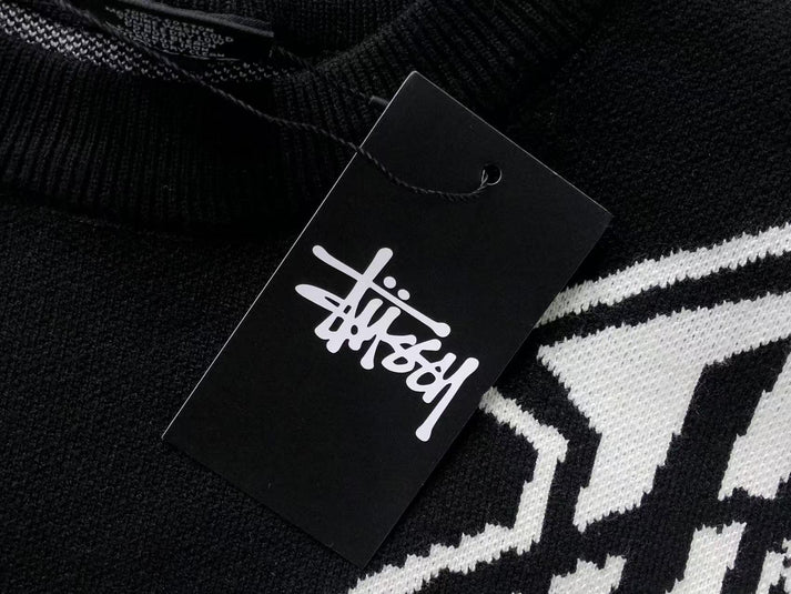 STUSSY X NIKE BLACK SWEATER